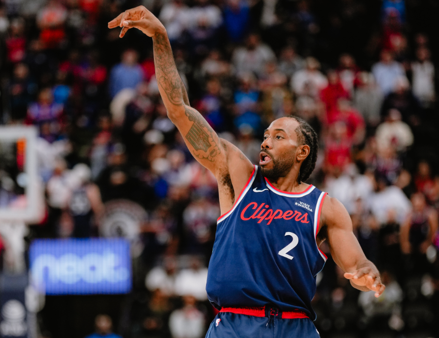 乐鱼网页版登录入口官网-真战神!小卡31分钟爆砍45分,快船全场轰153分,25分大胜森林狼