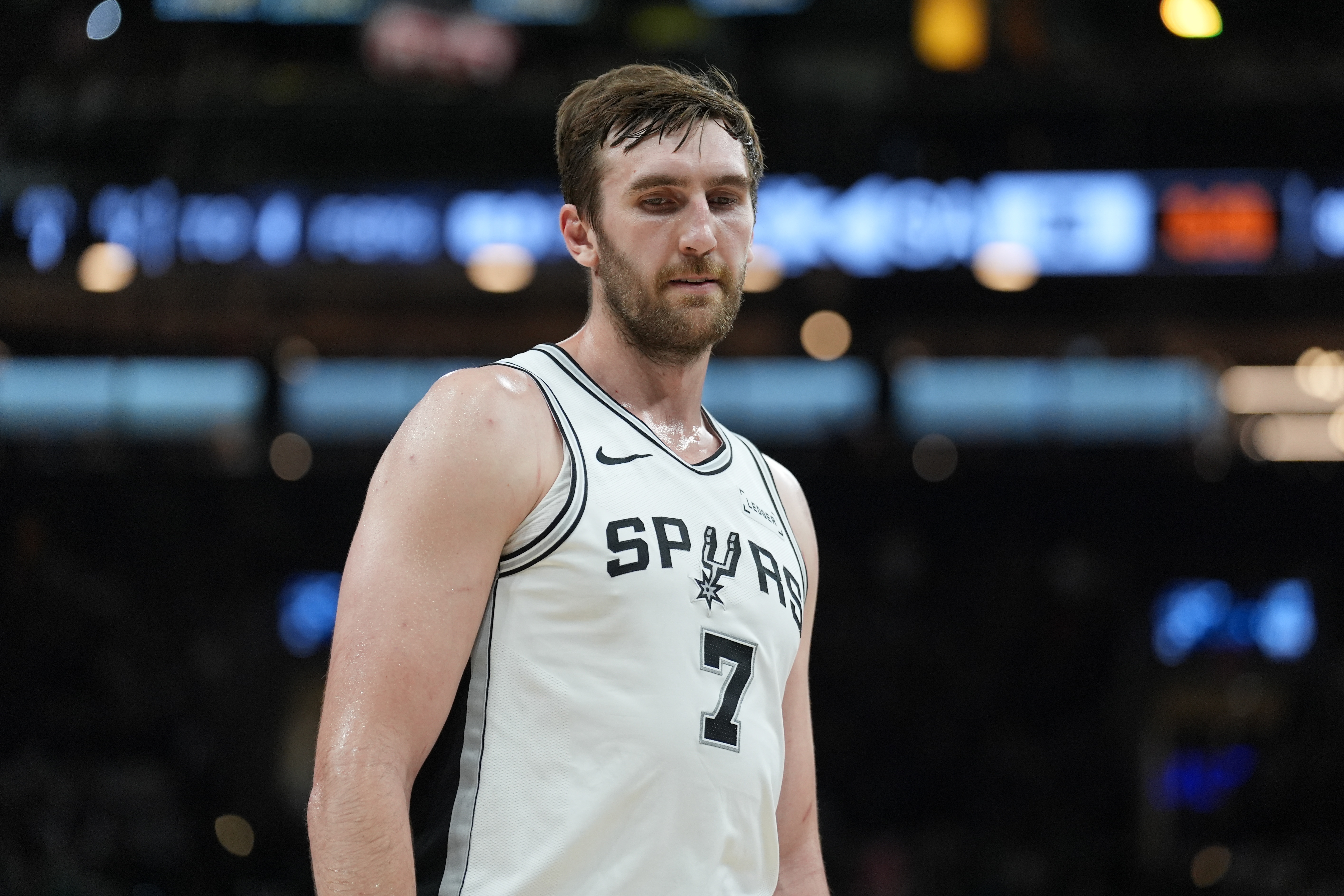 乐鱼网页版登录入口官网-科内特:我顶替文班时的轮换会调 但我们比赛方式和目标始终一致