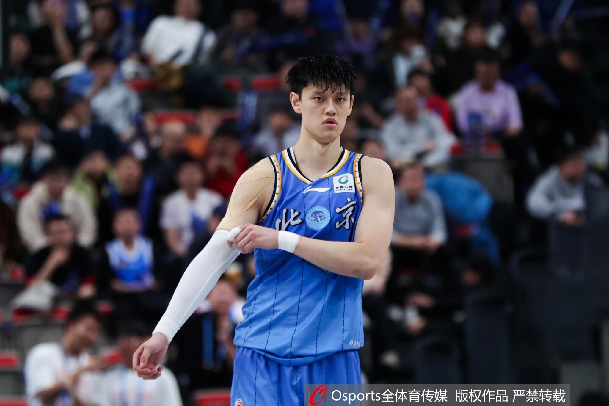 leyucom官网登录入口地址-媒体人：广东G1忌惮北京内线 护筐差不停收缩给其他位置机会